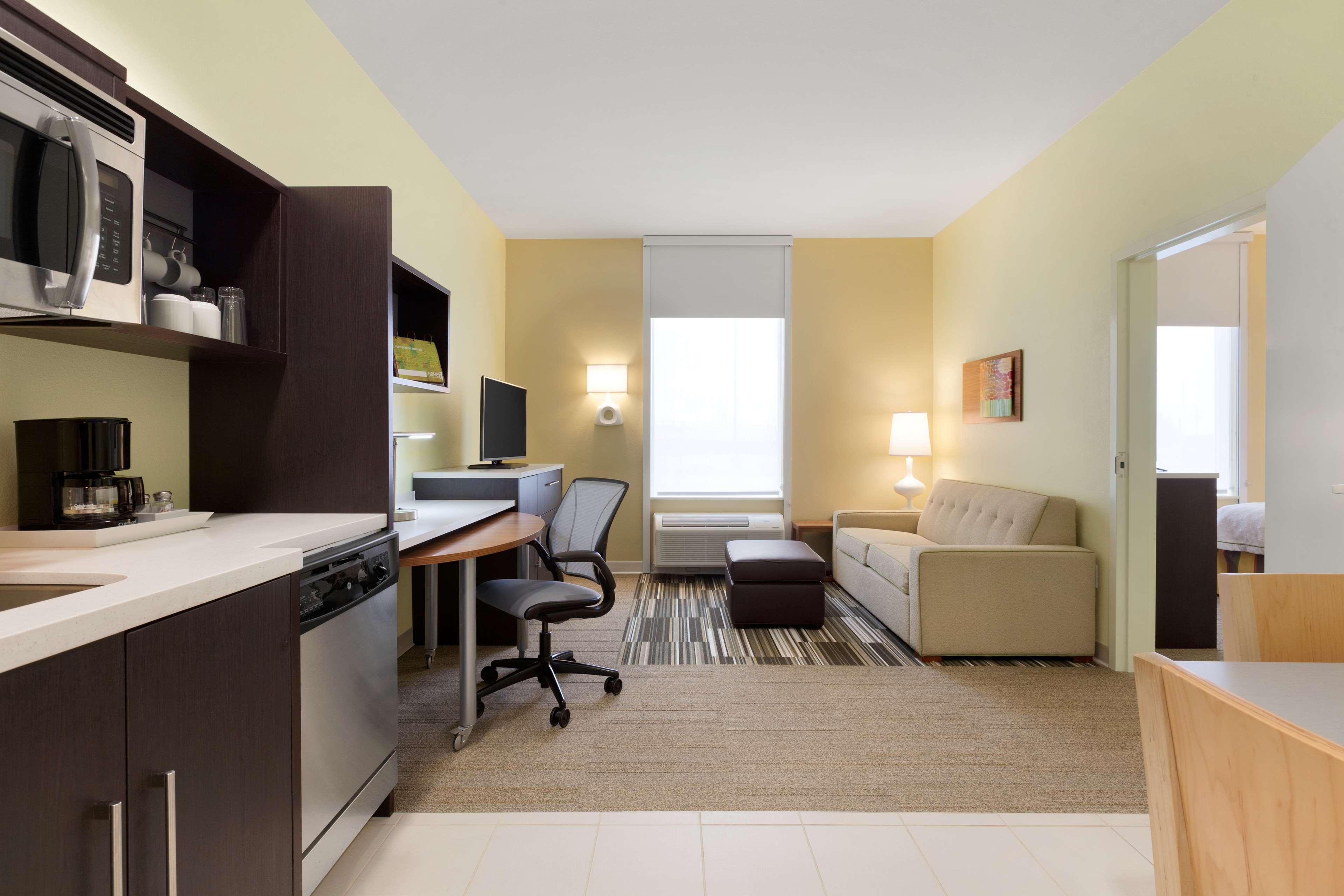 Home2 Suites By Hilton Lubbock Bagian luar foto